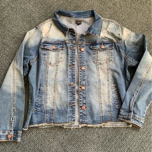 Coco + Carmen distressed jean jacket.